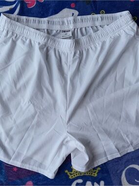 Gymshark Men’s White Athletic Shorts
